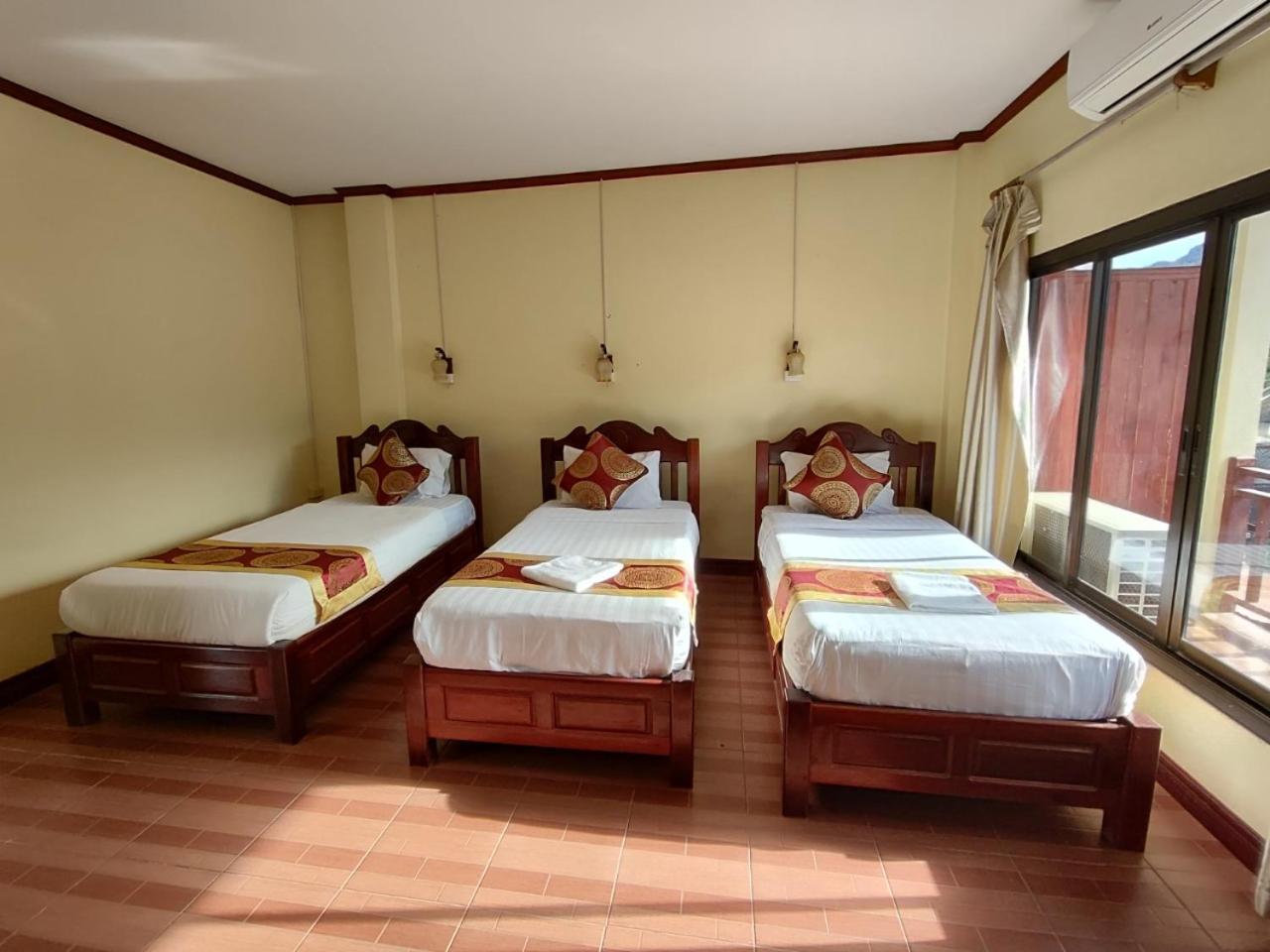 Hana Riverside Hotel Vang Vieng Ngoại thất bức ảnh